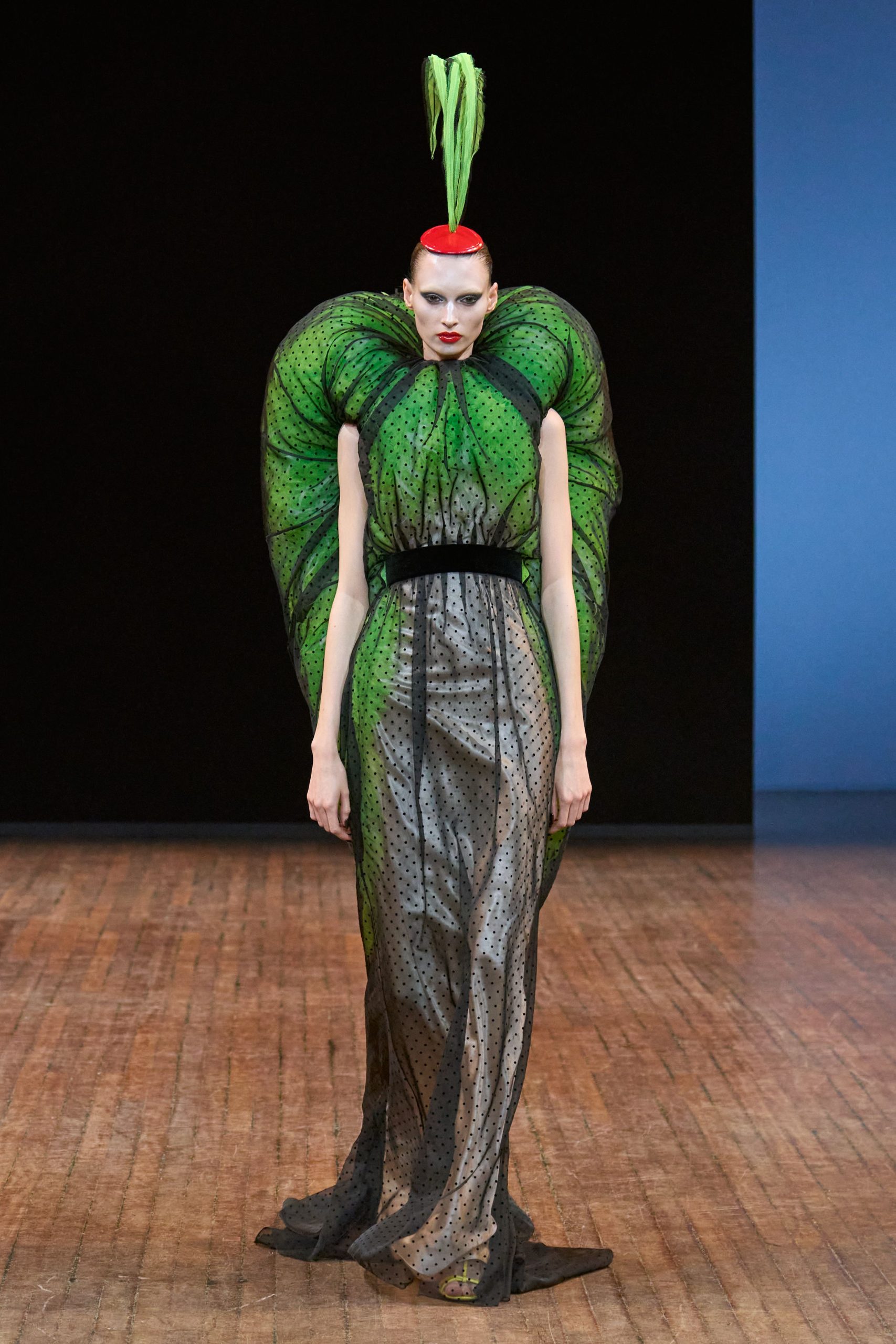 yuliia Bezryadina Cho to from the show Viktor and Rolf