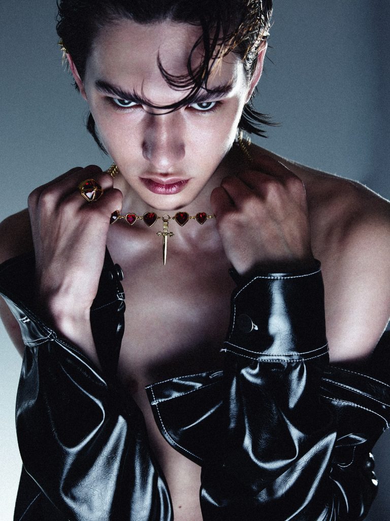 Ivan Koliakin for Grains de Verre Campaign